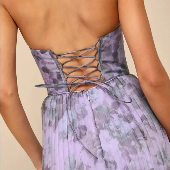 Lulu's Lavender Floral Strapless Pleated Gown - Picture 3 of 6